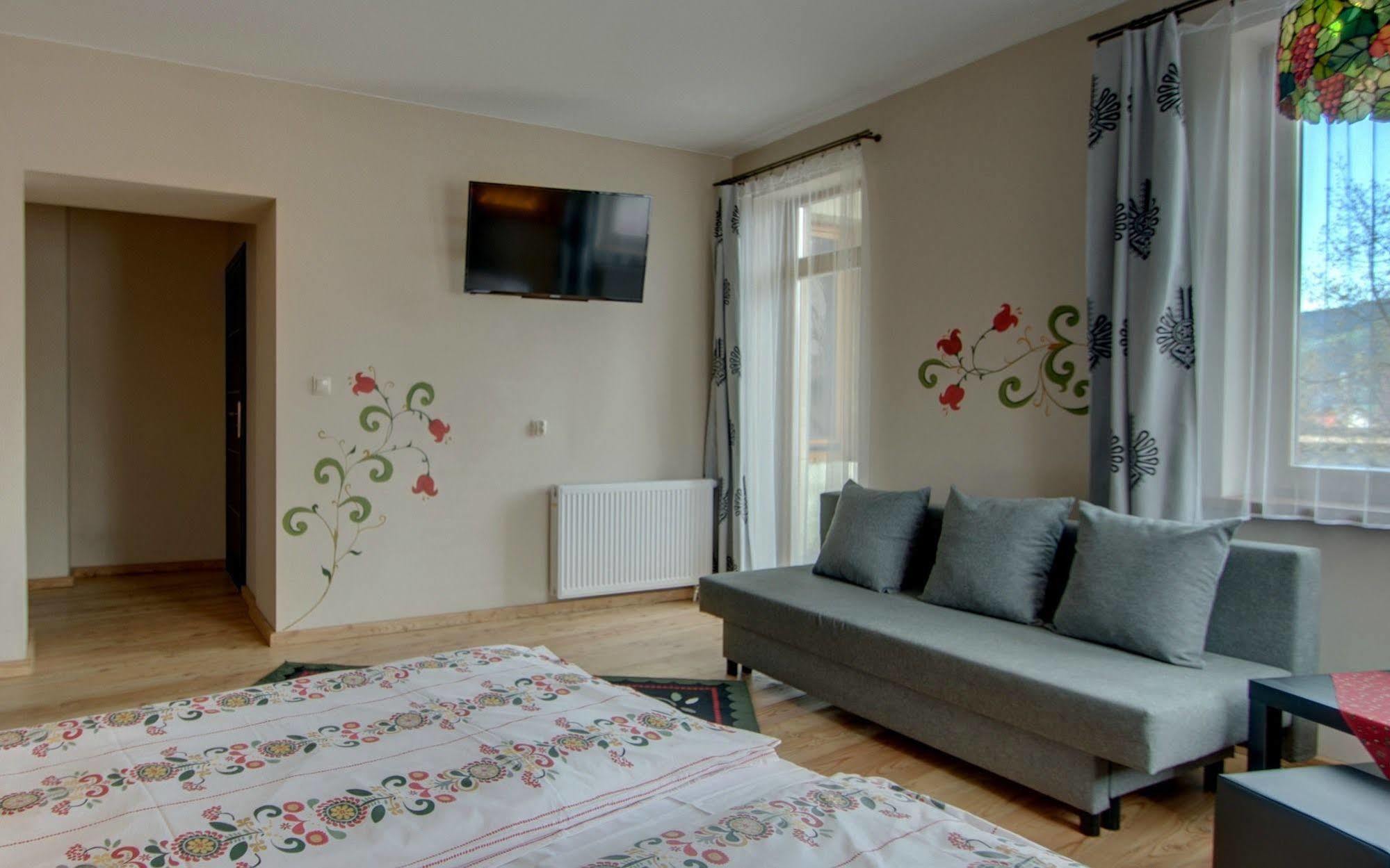 Zamoyskiego Bed & Breakfast