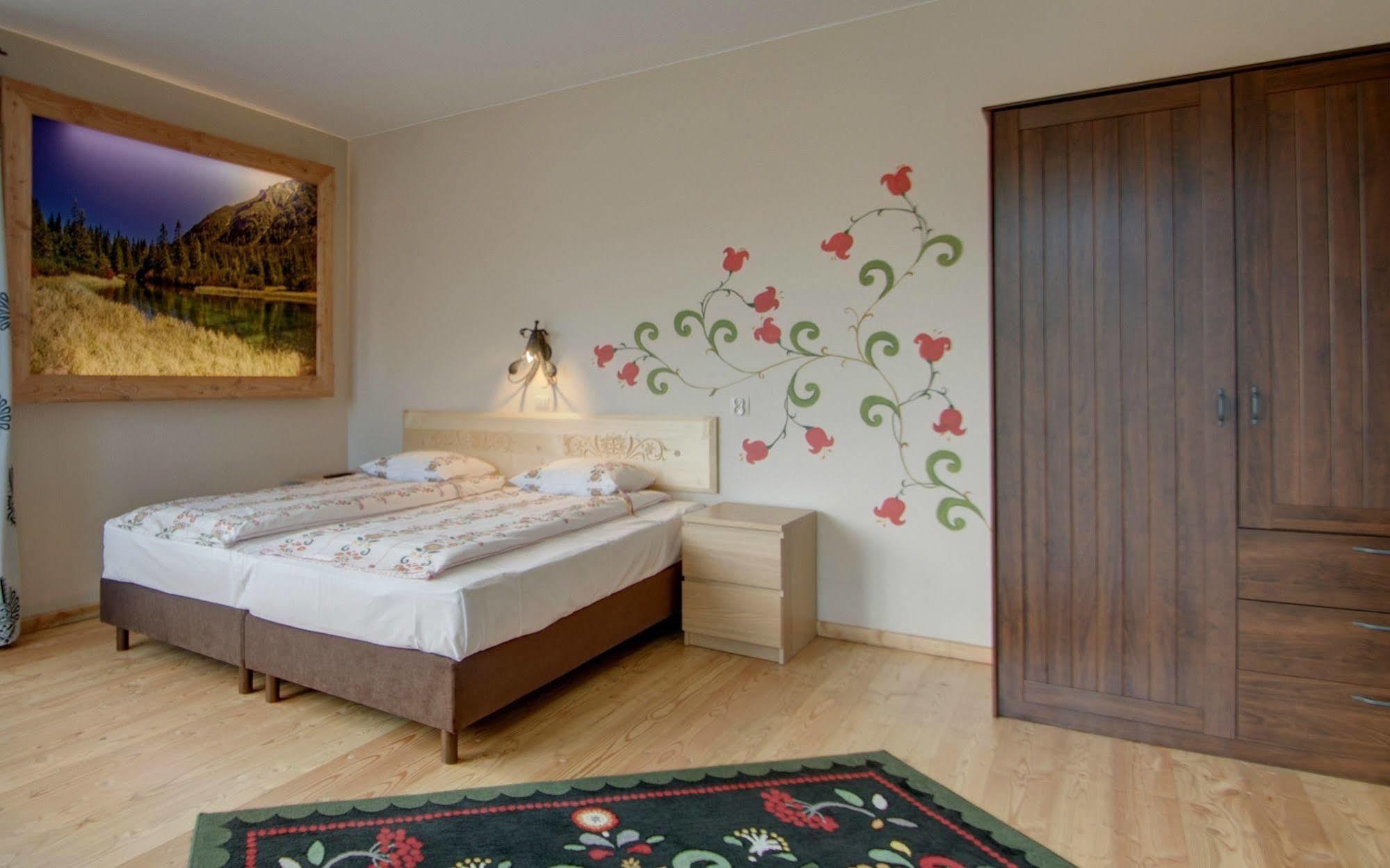 Zamoyskiego Bed & Breakfast